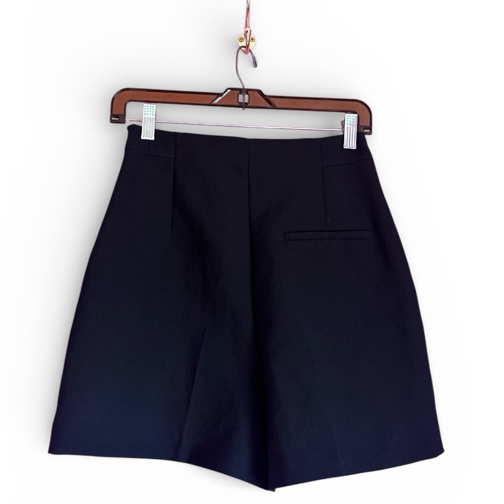 Zara Elegant High Waisted Black Short with Gold Buttons - Picture 4 of 7